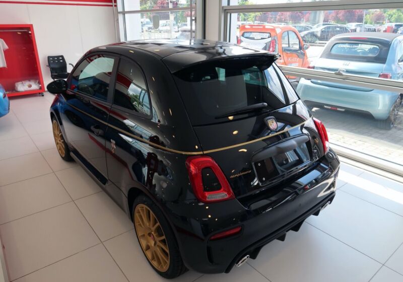 Abarth 595 1 4 T Jet Scorpioneoro 165cv Nero Scorpione Km 0 A Soli 25