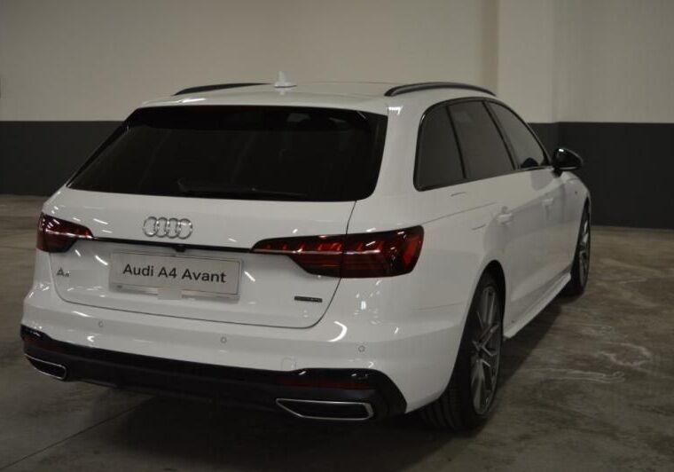 Audi A4 Avant 40 2 0 Tdi S Line Edition Quattro 190cv S Tronic Bianco