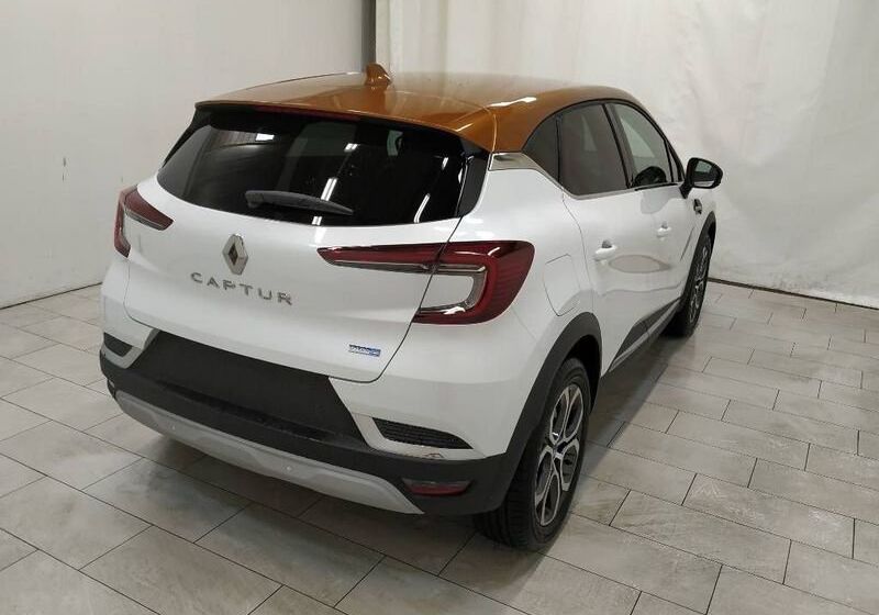 Renault Captur Plug In Hybrid Intens E Tech Cv Auto Bianco Nacr