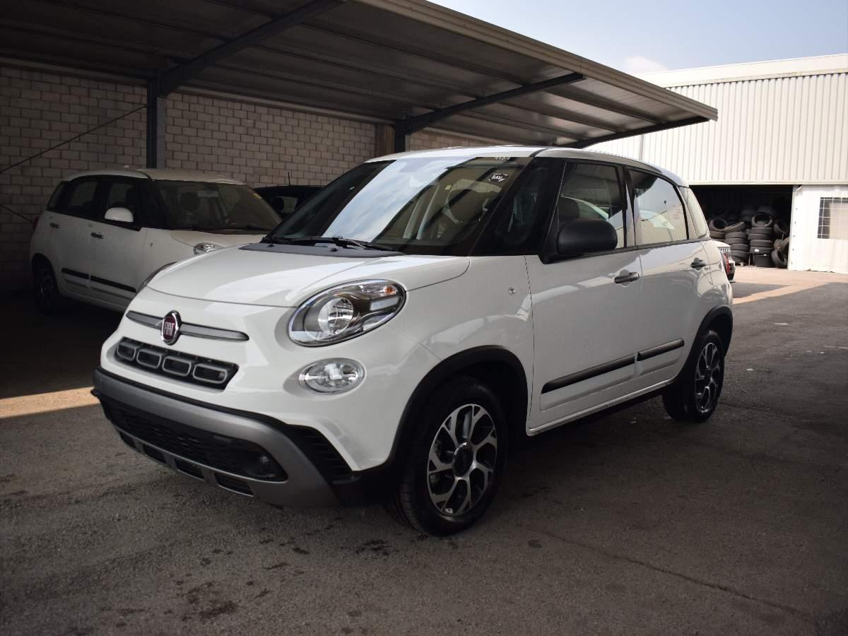 FIAT 500L 1.6 Multijet 120 CV City Cross Bianco Gelato Km 0