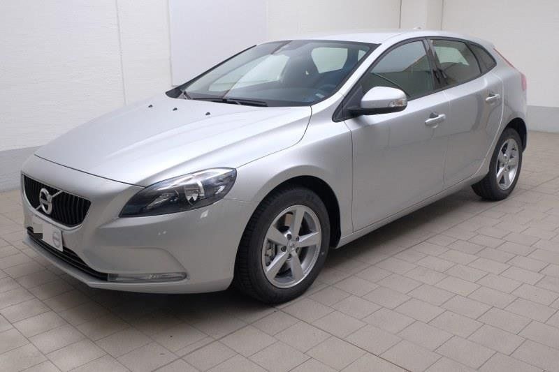 VOLVO V40 2.0 D2 Business Silver Bright Km 0