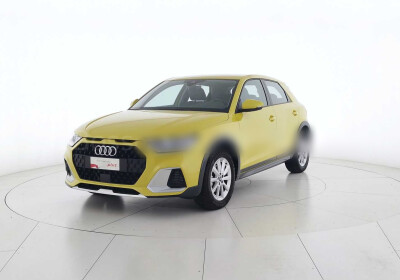 Audi A1 Citycarver 25 1.0 tfsi Giallo Pitone Usato Garantito