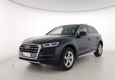 AUDI Q5 2.0 TDI 190 CV quattro S tronic Business Sport Blu Chiaro di Luna Km 0