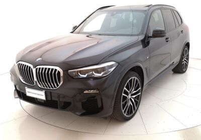 BMW X5 xDrive30d Msport Saphirschwarz Usato Garantito
