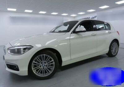 BMW Serie 1 BMW 116d 5p. Urban Alpinweiss III Usato Garantito