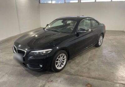 BMW Serie 2 218i coupe Saphirschwarz Usato Garantito