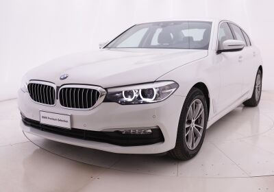 BMW Serie 5 520d Business auto Alpinweiss III Usato Garantito