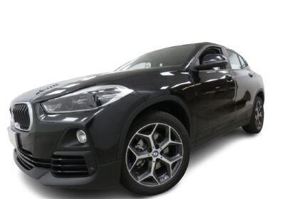 BMW X2 xDrive18d Business-X Saphirschwarz Usato Garantito