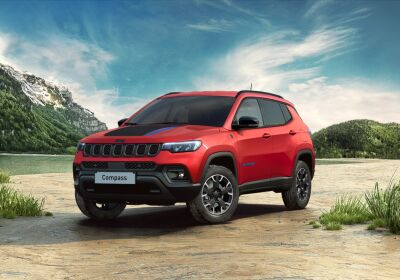Jeep Compass 1.3 T4 240CV PHEV AT6 4xe Trailhawk Colorado Red Km 0