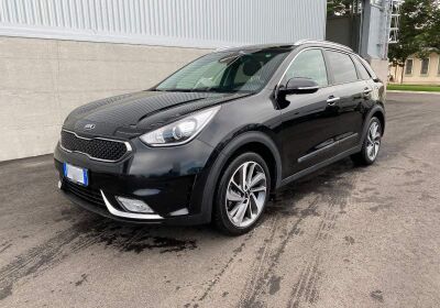 KIA Niro 1.6 GDi DCT HEV Style Black Soul Usato Garantito