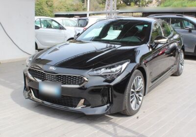 KIA Stinger 2.2 crdi GT Line awd 200cv auto Aurora Black Pearl Usato Garantito
