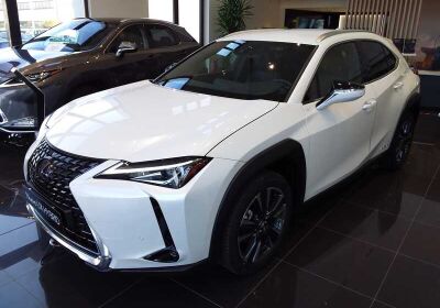 LEXUS UX Hybrid Premium Bianco Perla Km 0
