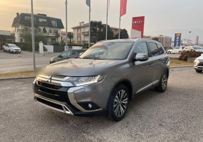 MITSUBISHI Outlander 2.0 Insport 2wd cvt Titanium Grey Km 0