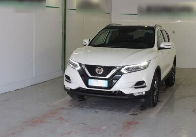 NISSAN Qashqai 1.5 dCi 115 CV N-Connecta White Pearl Brilliant Usato Garantito