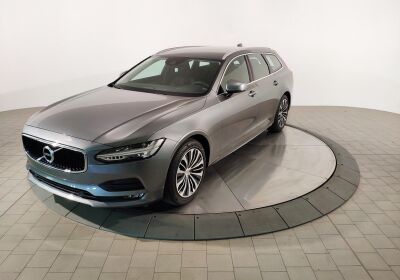 VOLVO V90 D4 AWD Geartronic Momentum Business Pro Cosmic Grey Km 0