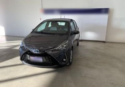TOYOTA Yaris 1.5 Hybrid 5 porte Active Dark Grey Km 0