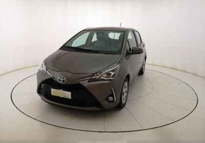 TOYOTA Yaris 1.5 Hybrid 5 porte Business Dark Grey Usato Garantito