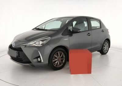 Toyota Yaris 1.5 Hybrid Active Dark Grey Usato Garantito