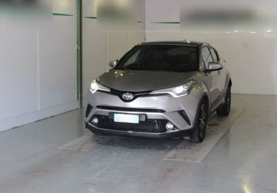 TOYOTA C-HR 1.8 Hybrid E-CVT Lounge Silver Met Usato Garantito