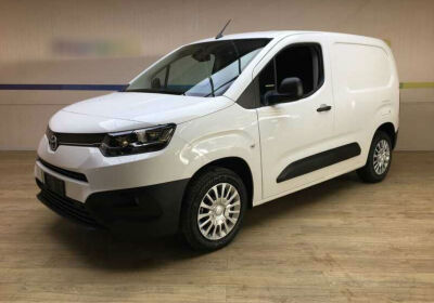 TOYOTA Proace City 1.5D 130cv S&S L1 D Comfort Super White Da immatricolare
