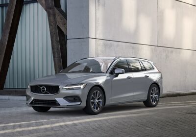 VOLVO V60 B3 Geartronic Momentum Business Pro Silver Bright Da immatricolare