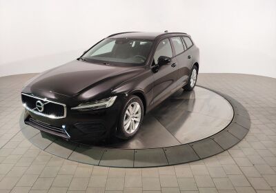 VOLVO V60 B4 Momentum Business auto Nero Km 0
