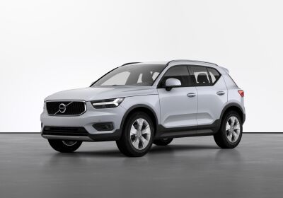 VOLVO XC40 2.0 Momentum Pro auto Glacier Silver Da immatricolare