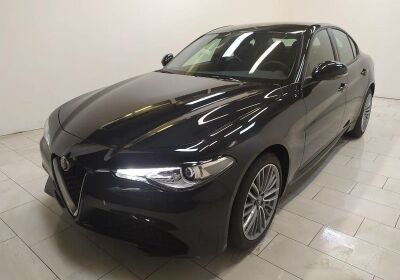 ALFA ROMEO Giulia 2.2 Turbodiesel 160 CV Business Nero Vulcano Km 0