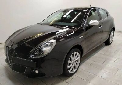 ALFA ROMEO Giulietta 1.6 jtdm Ti 120cv tct Nero Etna Usato Garantito