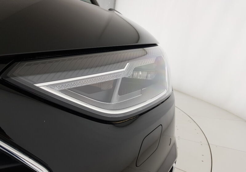 Audi A4 Allroad 40 2.0 tdi mhev Business quattro 204cv s-tronic Nero Mythos Usato Garantito A80CU8A-image-14