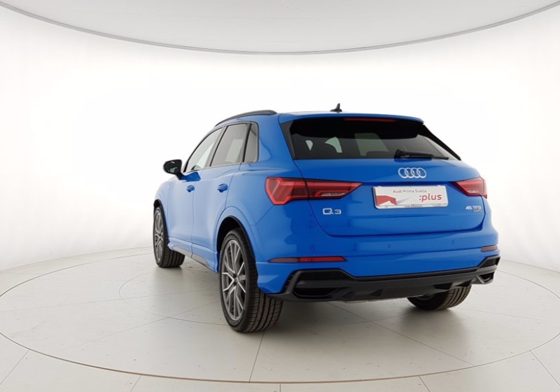 Audi Q3 45 TFSI quattro S tronic S line edition Blu Turbo Km 0 a soli