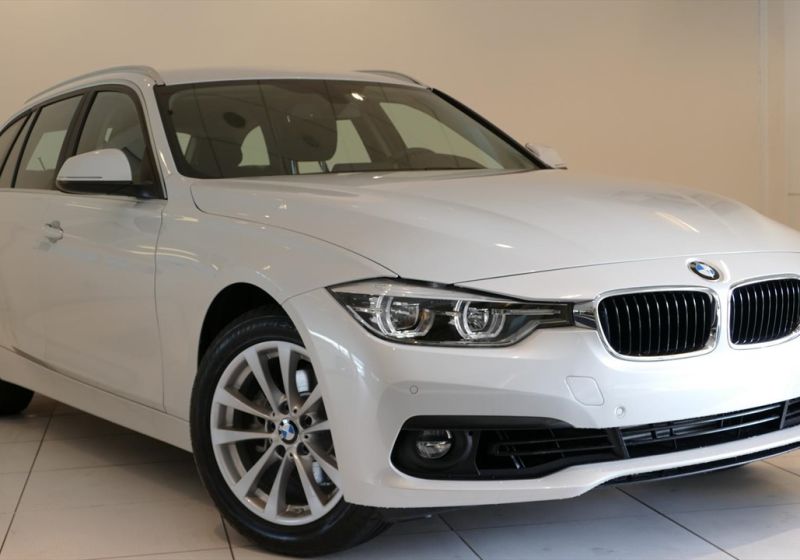 BMW Serie 3 318i touring Business Advantage auto Mineral