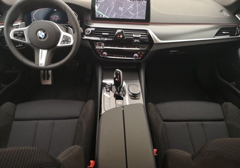 BMW Serie 5 520d 48V xDrive Touring Msport Carbonschwarz Km 0 XC0CTCX-f