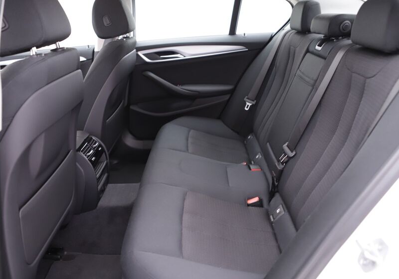 BMW Serie 5 520d Business auto Alpinweiss III Usato Garantito J40BZ4J-526