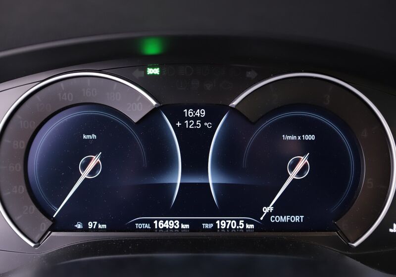 BMW Serie 5 520d Business auto Alpinweiss III Usato Garantito J40BZ4J-527
