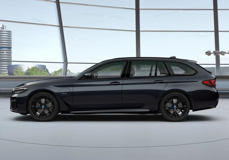 BMW SERIE 5 530e xDrive Touring Msport Carbon Black Km 0 TN0CRNT-download-1-_2022_03_18_11_37_52