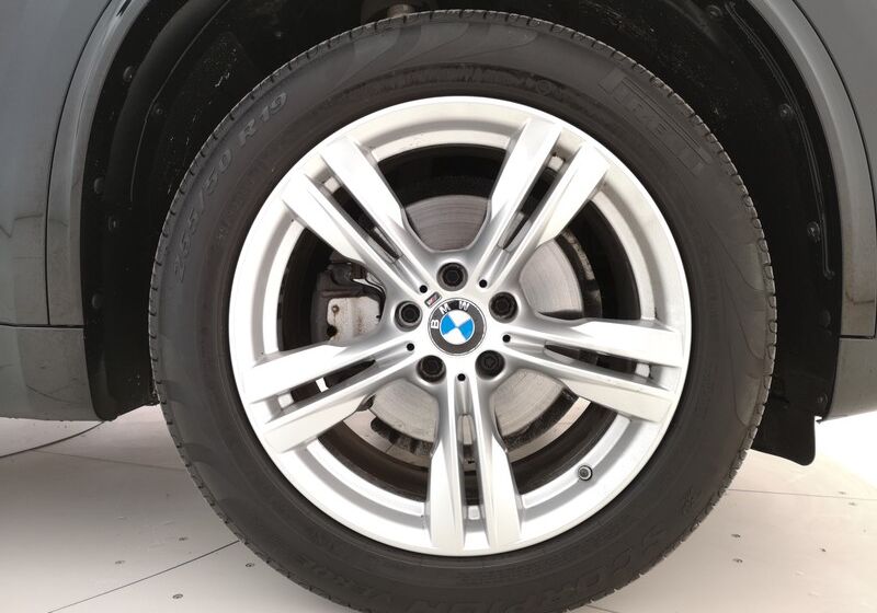 BMW X5 xdrive30d Business 258cv auto Saphirschwarz Usato Garantito YQ0CPQY-image-11