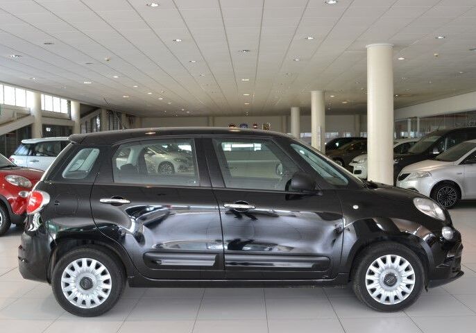 FIAT 500L 1.3 Multijet 95 CV Urban Nero Cinema Usato Garantito WU0CLUW-image-03_censored