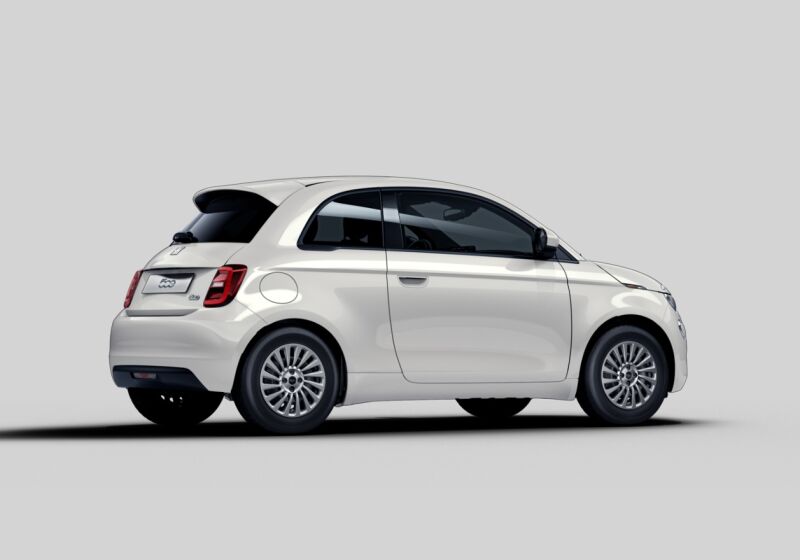 Fiat 500e Action Bianco Gelato Km 0 QB0CVBQ-getImage%20-%202022-03-06T092539.502
