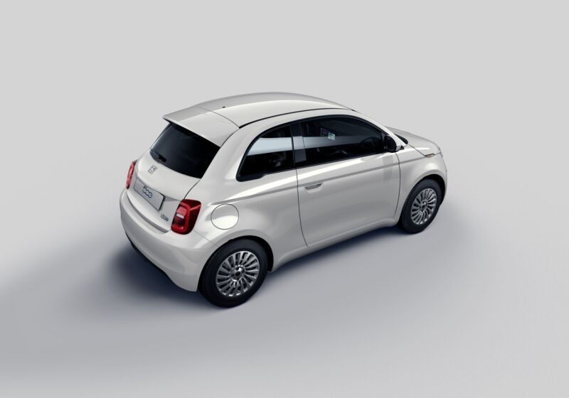 Fiat 500e Action Bianco Gelato Km 0 QB0CVBQ-getImage%20-%202022-03-06T092544.816
