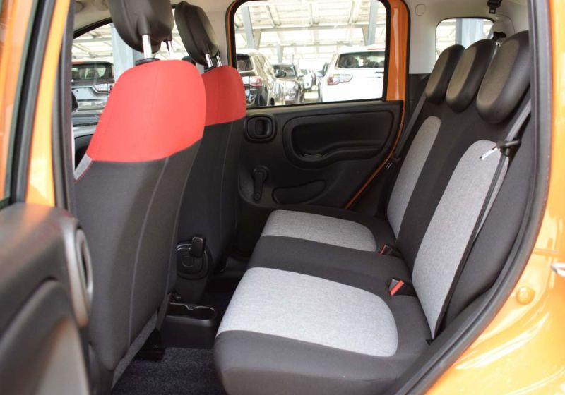 FIAT Panda 1.2 Lounge Arancio Sicilia Km 0 a soli 10.300 ...