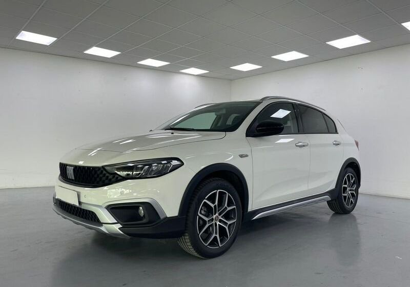 Fiat Tipo Porte Cross Bianco Km A Soli Su Miacar Qc Cjcq