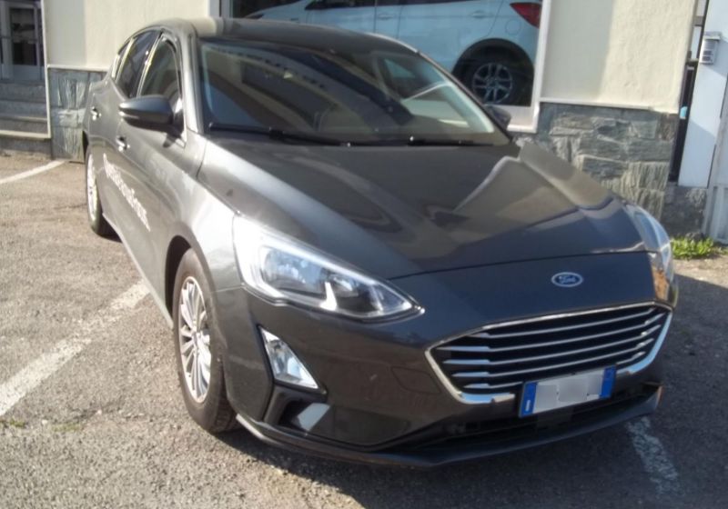 1.0 ecoboost hybrid 125cv titanium