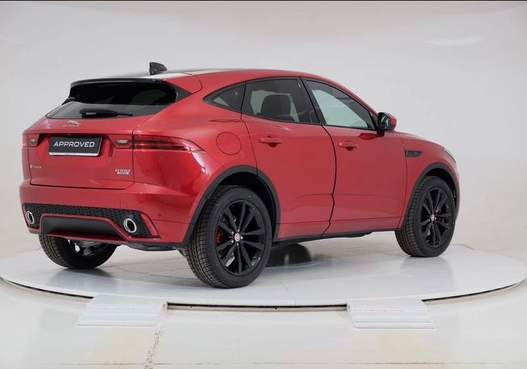 Jaguar EPace 2.0D 180 CV AWD aut. RDynamic S Firenze Red Km 0 a soli 50.400€ su MiaCar (F20BD2F) Jaguar EPace 2.0D 180 CV AWD aut. RDynamic S Firenze Red Km 0 a soli 50.400€ su MiaCar (F20BD2F)