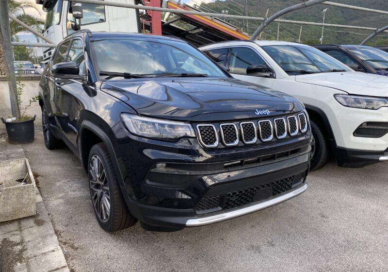 Jeep Compass 1.3 turbo t4 phev Limited 4xe auto Carbon Black Nuova a soli 36.690€ su MiaCar