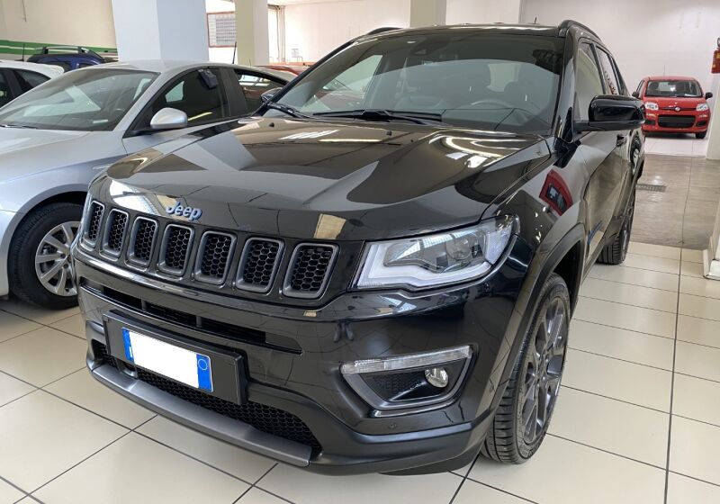 Jeep Compass 1 3 Turbo T4 Phev S 4xe At6 Carbon Black Nuova A Soli 32 550€ Su Miacar D50cv5d