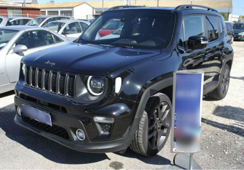 JEEP Renegade 1.3 T4 DDCT Limited Solid Black Km 0 a soli 25.100€ su