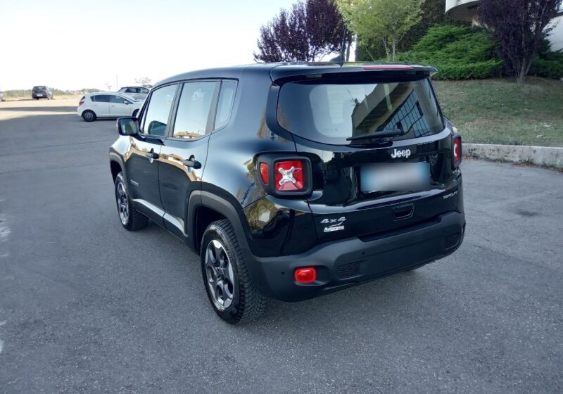 Jeep renegade Solid Black SUV CM0CXMC | Facile.it