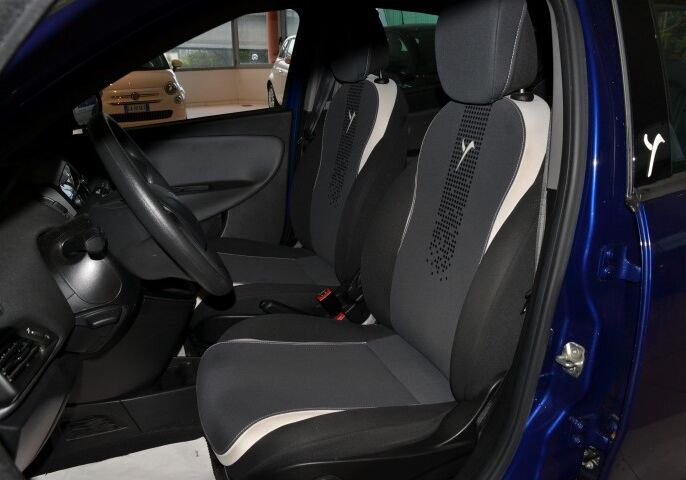 LANCIA Ypsilon 1.2 69 CV 5 porte Elefantino Blu Zaffiro Usato Garantito CL0CMLC-d