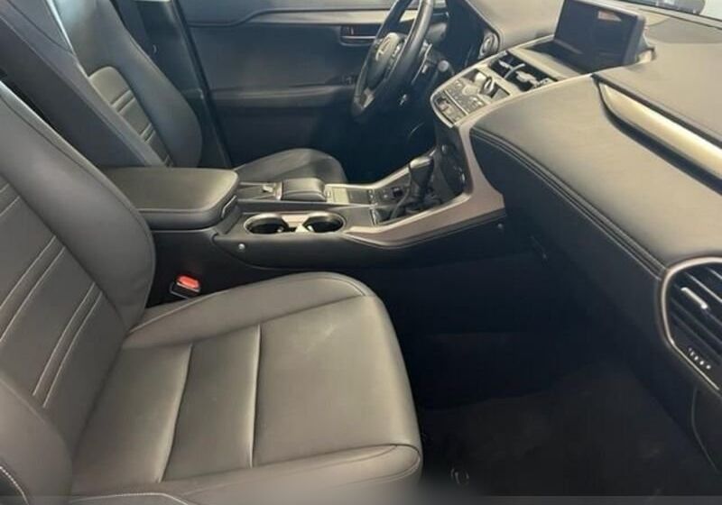 Lexus NX Hybrid 4WD Premium Bianco Perla Usato Garantito WW0C8WW-5-v2